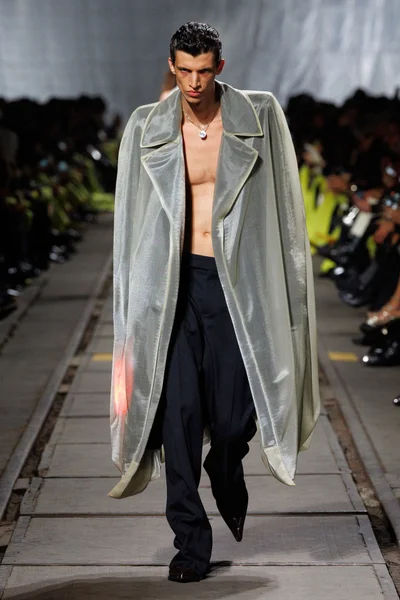 Look 36